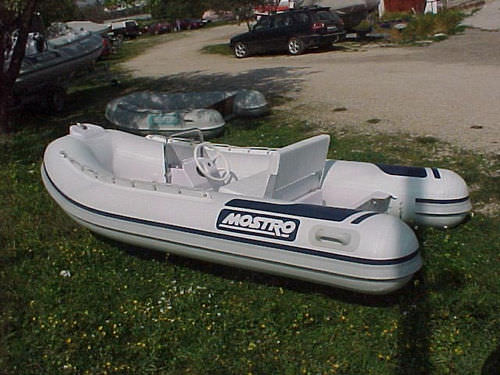Bateau pneumatique hors-bord - PLEASURE 360 - Mostro - semi-rigide / à console centrale / pour la pêche