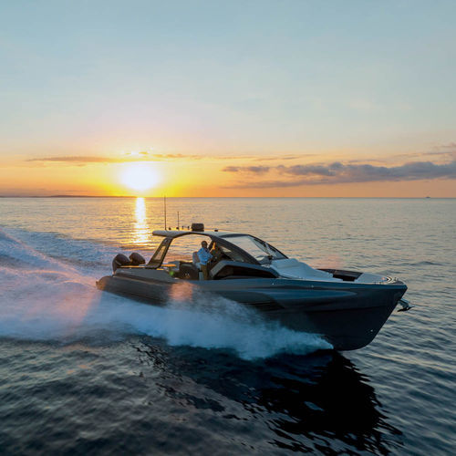 Bateau pneumatique hors-bord - IMAGINE 130 - Zar Formenti - bimoteur / semi-rigide / hard-top