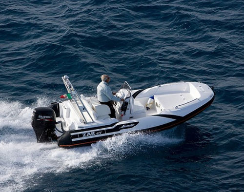 Bateau pneumatique hors-bord - 47 - Zar Formenti - RIB / open / à console centrale