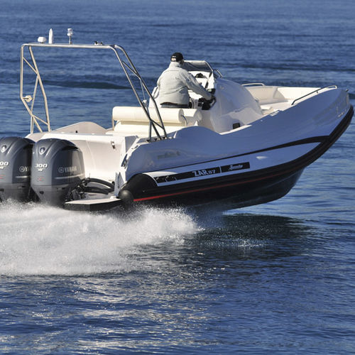 Bateau pneumatique hors-bord - 87 Welldeck  - Zar Formenti - bimoteur / semi-rigide / open