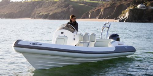 Bateau pneumatique hors-bord - PRIME SIX77 - Ribeye - à console centrale / max. 10 personnes