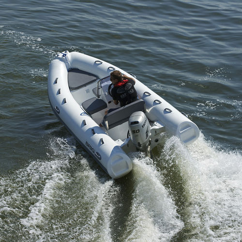 Bateau pneumatique hors-bord - FALCON 420  - Brig - semi-rigide / open / à console latérale