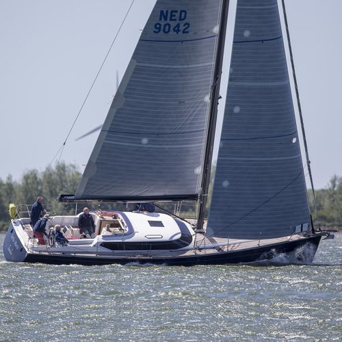 Voilier de course-croisière - 42CS - Contest Yachts - 3 cabines / bout-dehors / double barre à roue
