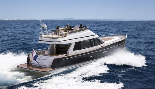 Motor-yacht de croisière - 52MC - Contest Yachts - open / à fly / 3 cabines
