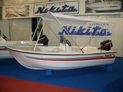 Coque open hors-bord - KINGFISHER 415 - Nikita - à console latérale / max. 5 personnes