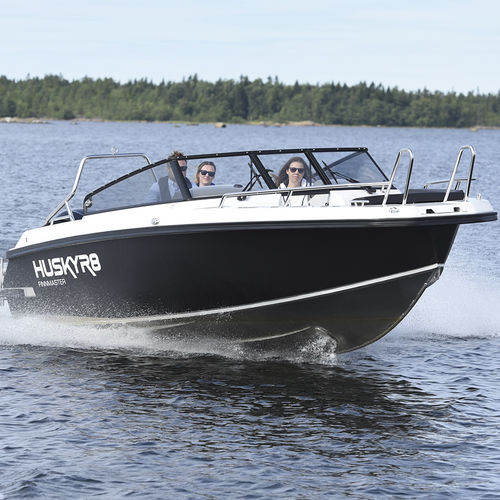 Runabout hors-bord - HUSKY R8 - Finnmaster Boats Oy - à double console / bow-rider / open