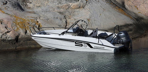 Coque open hors-bord - S6 - Finnmaster Boats Oy - à console centrale / en aluminium / max. 7 personnes