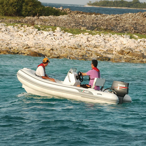 Bateau pneumatique hors-bord - 13 ALX - AB Inflatables - semi-rigide / open / à console latérale