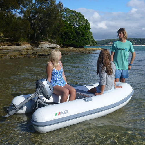 Bateau pneumatique hors-bord - 7.5 UL - AB Inflatables - semi-rigide / open / en aluminium