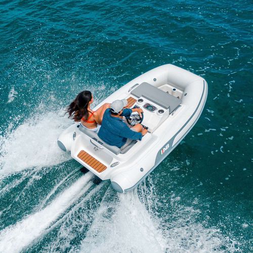 Bateau pneumatique in-bord - ABJET 290 - AB Inflatables - semi-rigide / open / à console latérale