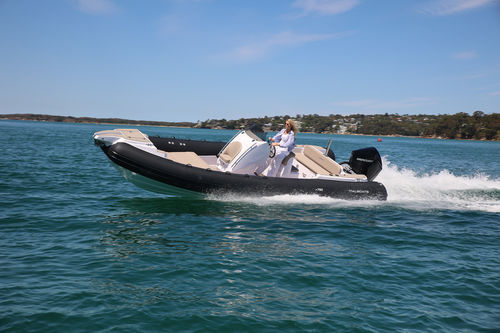 Bateau pneumatique hors-bord - Predator 750 TS - ITALBOATS - essence / RHIB / open