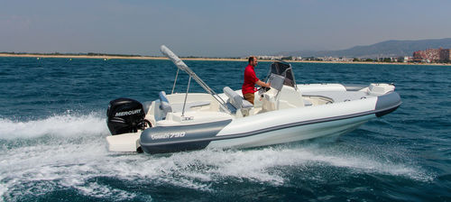 Bateau pneumatique in-bord - 790 - Marlin - semi-rigide / à console centrale / max. 12 personnes