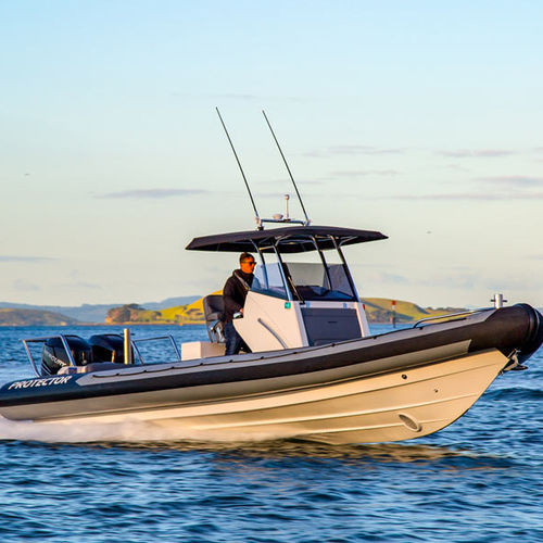 Bateau pneumatique hors-bord - 330 CHASE - Rayglass Boats - bimoteur / semi-rigide / à console centrale