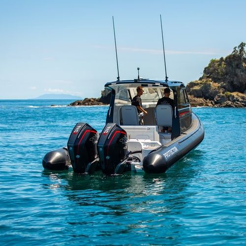 Bateau pneumatique hors-bord - 330 TARGA - Rayglass Boats - bimoteur / semi-rigide / à cockpit fermé