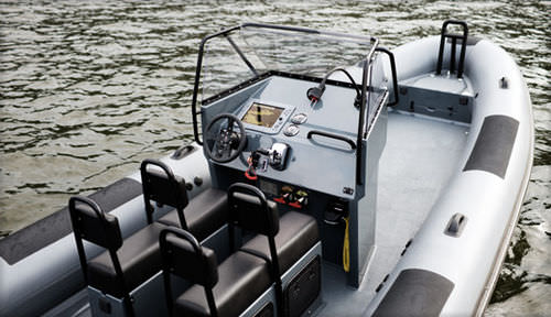Bateau de travail - 22 D CC - RUPERT MARINE - bateau de service offshore / stern-drive / diesel
