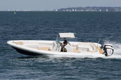 Bateau pneumatique hors-bord - Silurian 1080 - Scorpion RIBS - bimoteur / semi-rigide / à console centrale