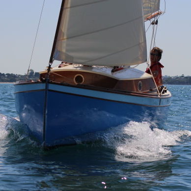 Voilier traditionnel - MEABAN - Grand Largue - daysailer / 1 cabine / gréement houari