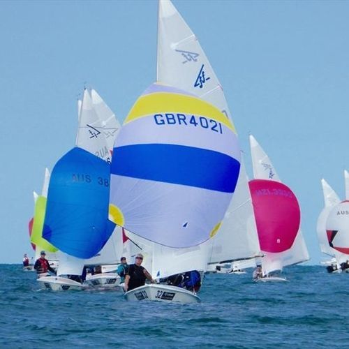 Voilier quillard de sport - F15 - Ovington - en carbone / bout-dehors / Flying Fifteen
