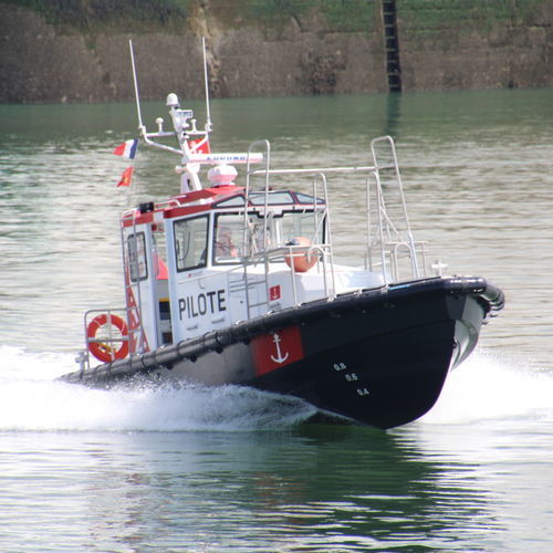 Bateau pilote - BELCINAC - Chantier Naval Delavergne - in-bord / en aluminium / coque rigide