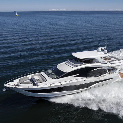Motor-yacht de croisière - 800 FLY - Galeon - à fly / 5 cabines / en fibre de carbone