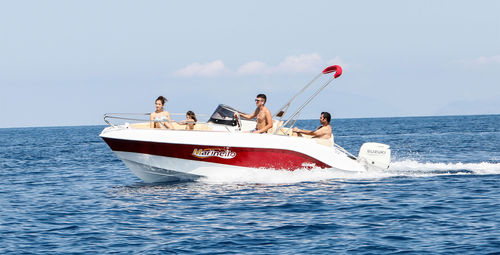 Coque open hors-bord - Eden 18 - Cantiere Nautico Marinello - à console latérale / max. 7 personnes / bain de soleil