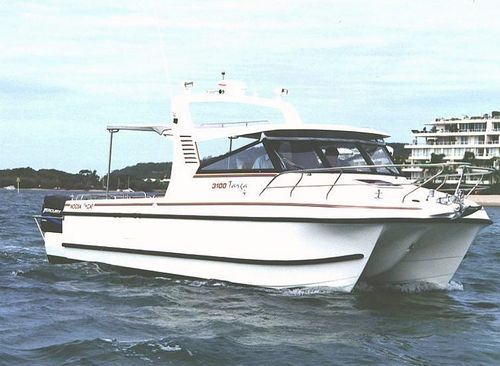 Vedette catamaran - 3100 - Noosa Cat Australia - hors-bord / diesel / 2 couchages