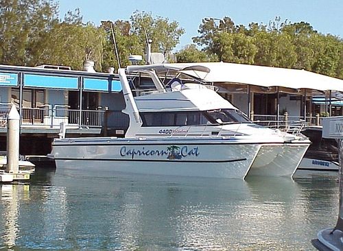 Vedette catamaran - 4400 FLYBRIDGE EXT.CABIN - Noosa Cat Australia - in-bord / diesel / à fly