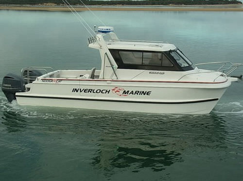 Cabin-cruiser catamaran - 3000 - Noosa Cat Australia - hors-bord / hard-top / de pêche sportive