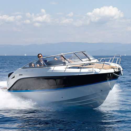Cabin-cruiser hors-bord - Activ 805 Cruiser - Quicksilver Boats - bimoteur / open / à double console