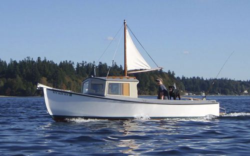 Trawler in-bord - Chinook 21 - Devlin - diesel / coque à déplacement / avec timonerie