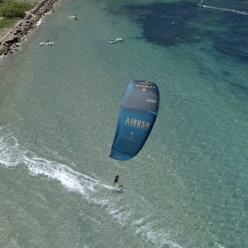 Aile de kitesurf hybride - LITHIUM - Airush - delta / de freeride / allround