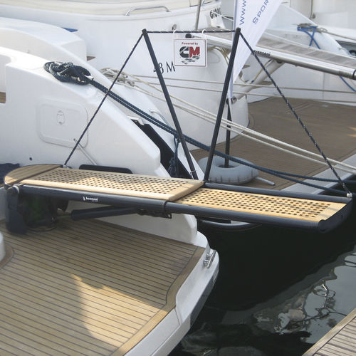 Passerelle pour bateau - PI 464 Smart - Besenzoni SpA - pour voilier / télescopique / pivotante