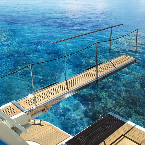 Passerelle pour yacht - PI 394 - Besenzoni SpA - télescopique / escamotable / télécommandée