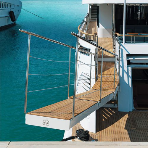 Passerelle pour bateau - PI 890 - Besenzoni SpA - pour yacht / télescopique / pivotante
