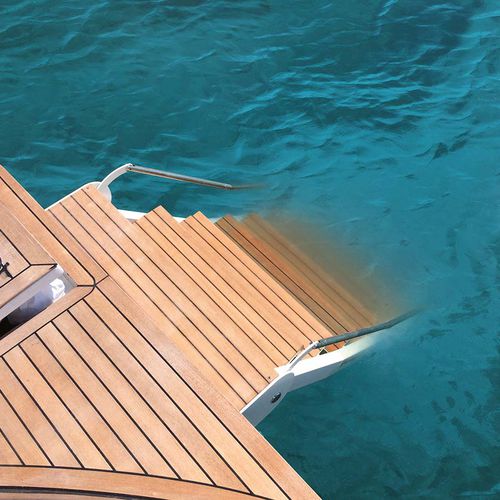 Échelle pour yacht - SI 512 - Besenzoni SpA - escamotable / pliante / d'embarquement
