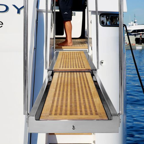 Passerelle pour bateau - PI 894 CLASSIC - Besenzoni SpA - pour yacht / télescopique / escamotable