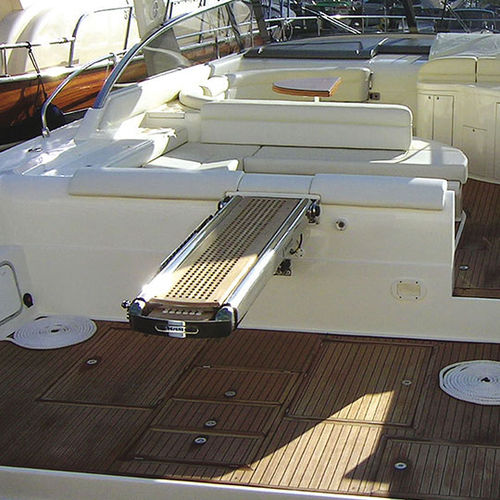 Passerelle pour bateau - PI 482 BIG SPRINT - Besenzoni SpA - pour yacht / télescopique / multifonction
