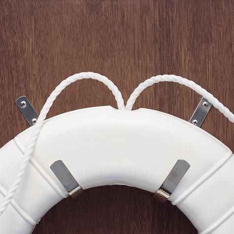 Support pour bouée de sauvetage couronne - 2016 - Taylor Made Products