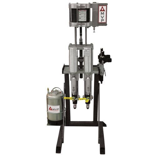 machine de dosage pour silicones - Magnum Venus Products