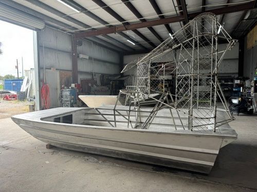 Hydroglisseur de transport de passagers - American Airboats