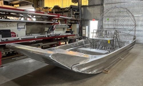 Hydroglisseur de transport de passagers - American Airboats