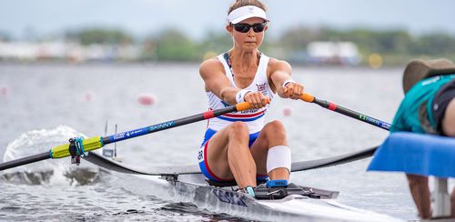 Bateau d'aviron de course - COBRA - Wintech Racing - skiff