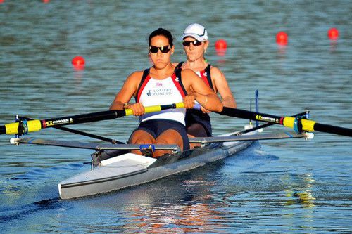 Bateau d'aviron de course - MOULD 213 - Sykes - deux de pointe / sans barreur