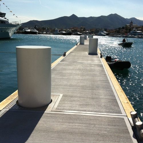 Ponton flottant - UNIFLOAT® - Cmferrer S.A. - Bellingham Marine Europe - d'amarrage / pour marina / pour port