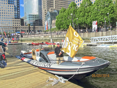 Bateau pneumatique hors-bord - 8.5m  - Hysucat - bimoteur / RIB / à console centrale