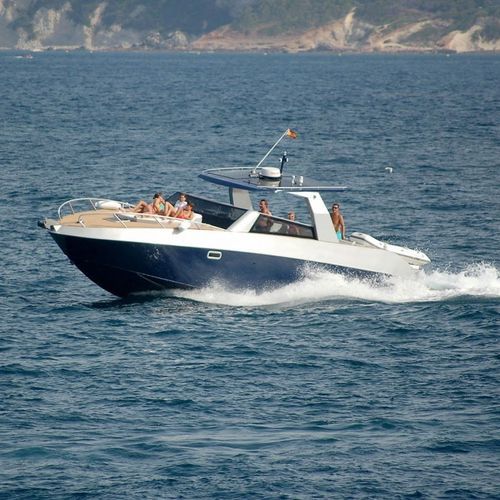 Coque open in-bord - 1200-M - MOGGARO ALUMINIUM YACHTS - bimoteur / de croisière / avec cabine