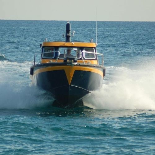Coque open in-bord - M 900 - MOGGARO ALUMINIUM YACHTS - à cockpit fermé / en aluminium / max. 18 personnes