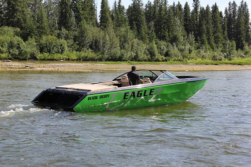 Runabout in-bord - SABRE E7 W.B. - OUTLAW EAGLE MANUFACTURING - électrique / à double console / de ski nautique