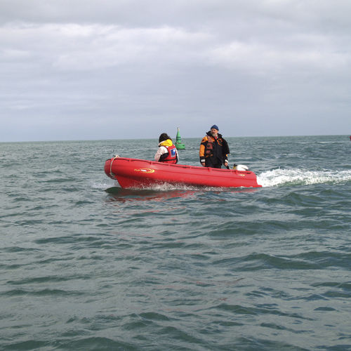 Bateau de sauvetage - Sécu 13 - FunYak - hors-bord / semi-rigide