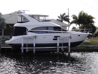 Ascenseur à bateaux - EIGHT POST - Golden Boat Lifts & Marine Systems - en aluminium